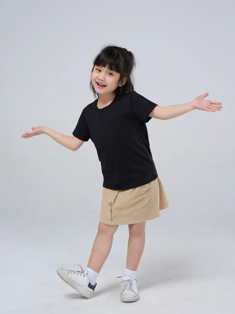 Áo kid nhỏ LOGO YODY - Đen - 4
