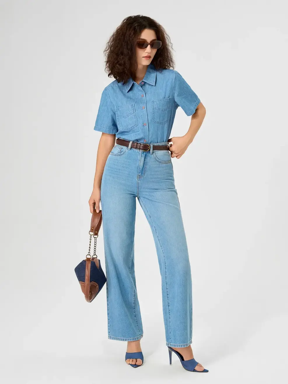 Áo Khoác Jeans Nữ Crop Mỏng Nhẹ - Xanh nhạt - S