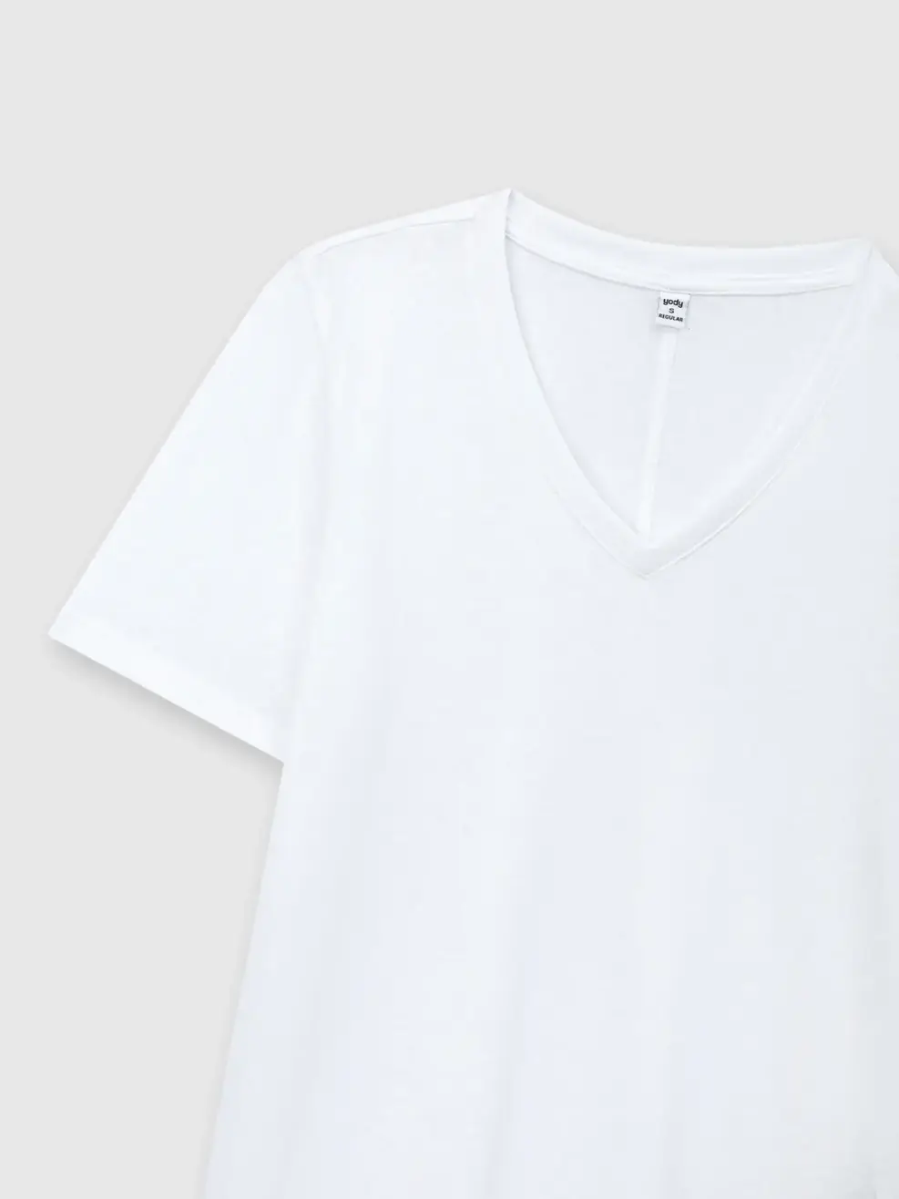 Áo Phông Nữ Regular Cổ Tim - Trắng 001 - S