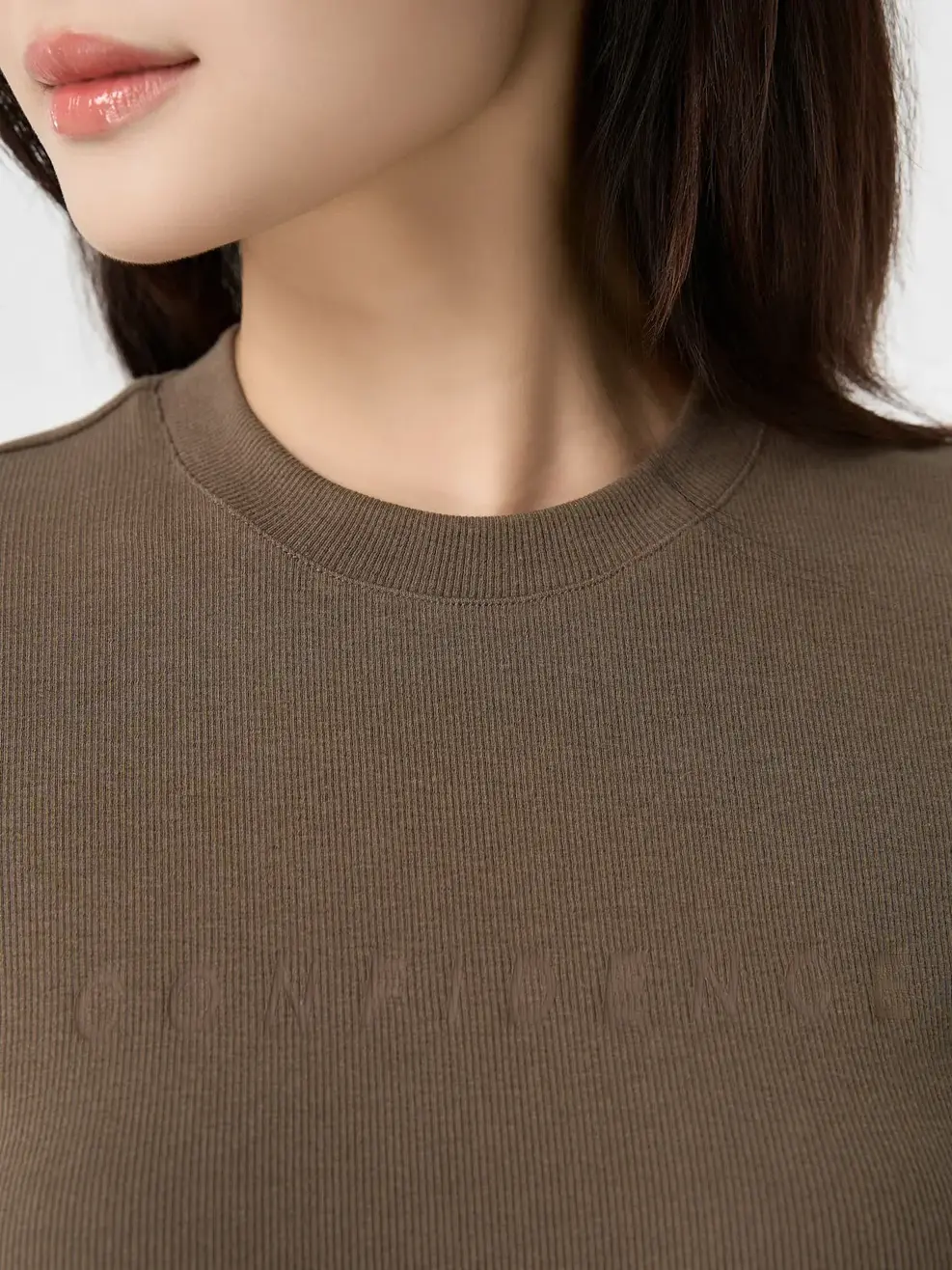 Áo Phông Dài Tay Dáng Ôm In Chữ - Nâu 072 - S