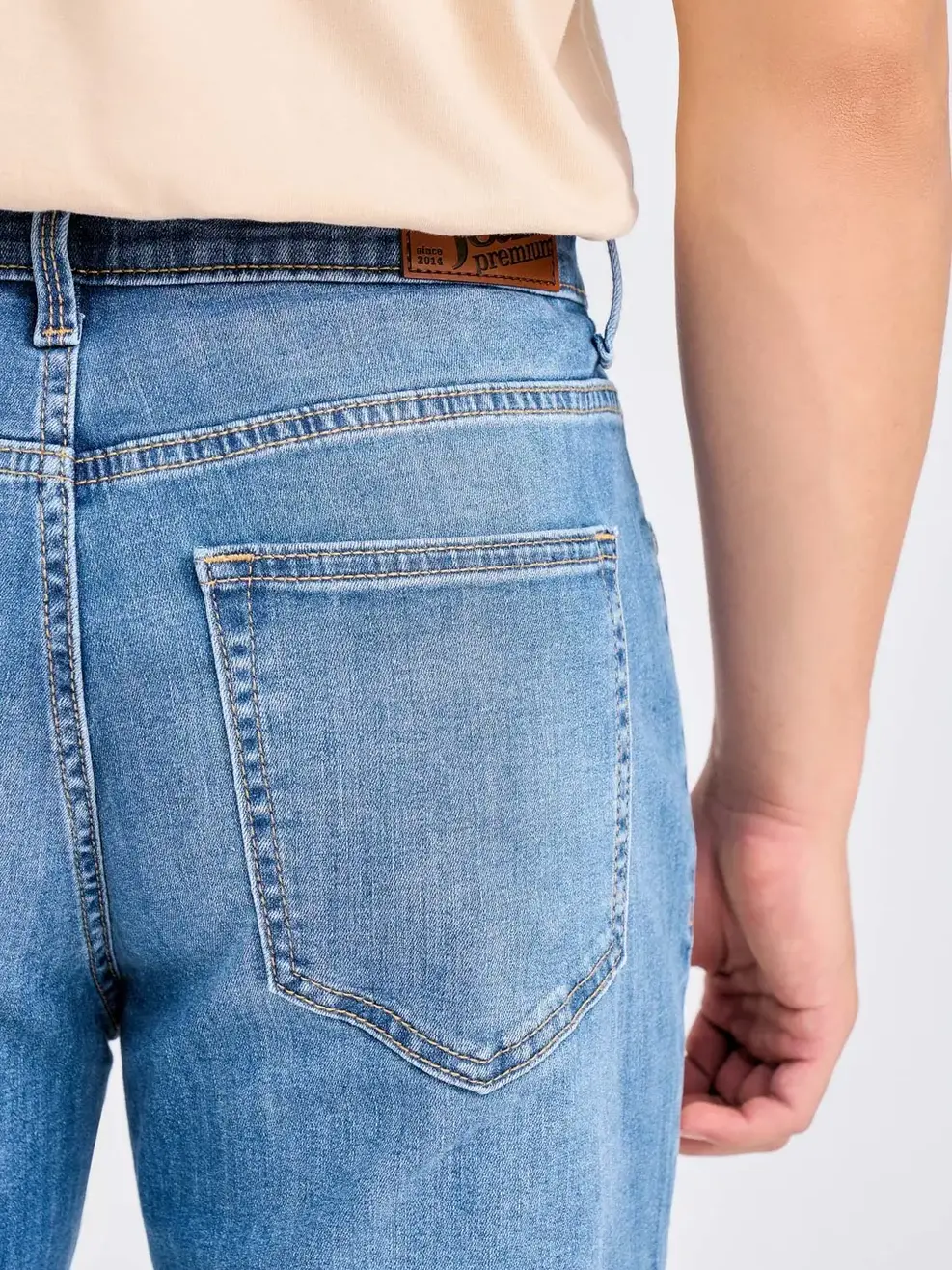 Quần Jeans Nam Regular Coolmax Mài Xước - Xanh nhạt - 28