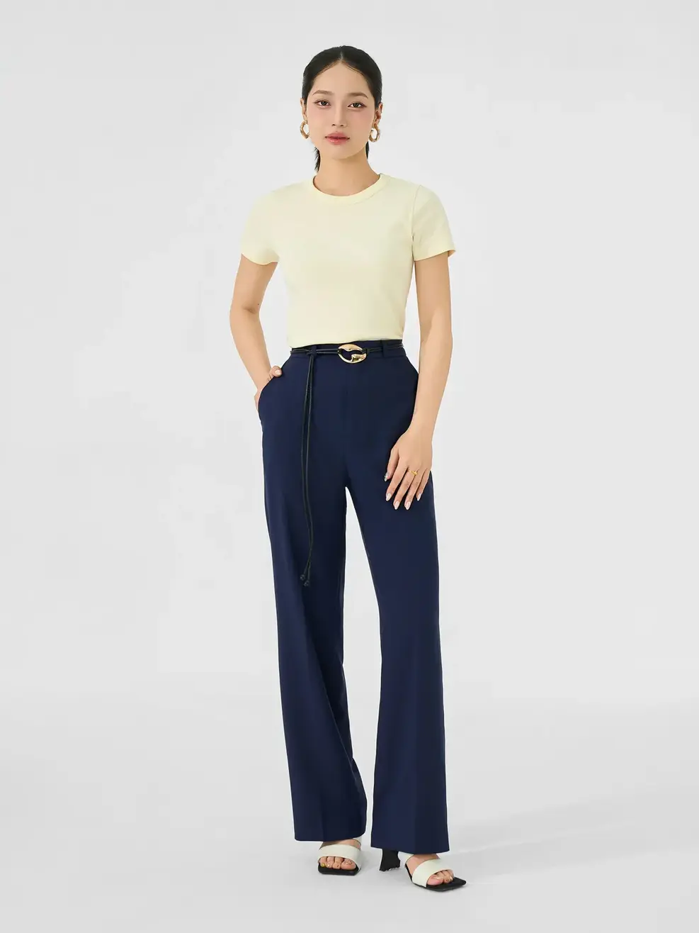 Quần Straight essential  - Tím Than 138 - S