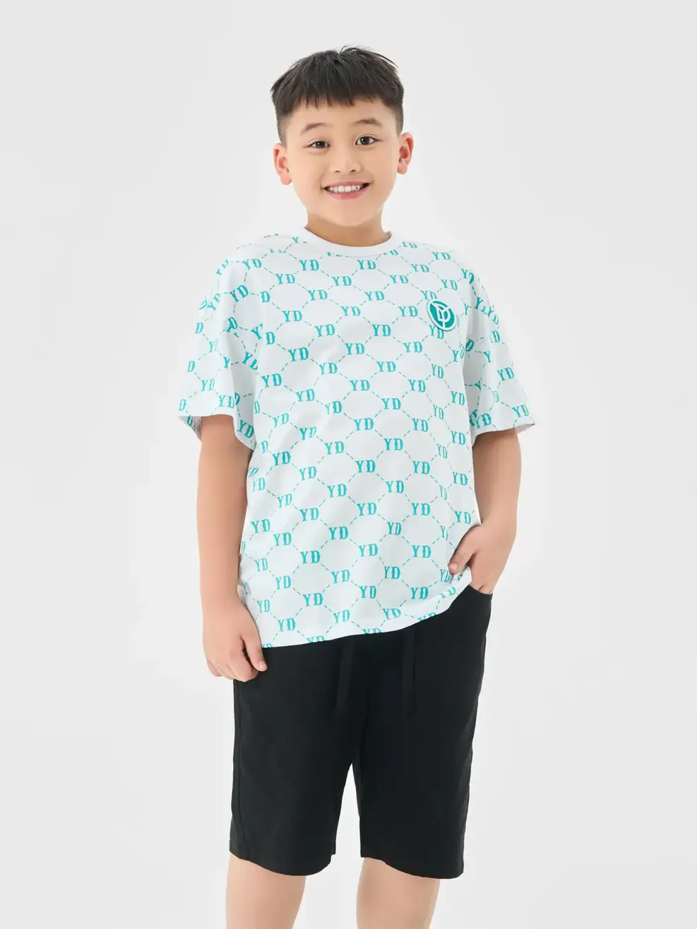 T-shirt Kid In Tràn Monogram Bột Ngô - Trắng 1 - 8