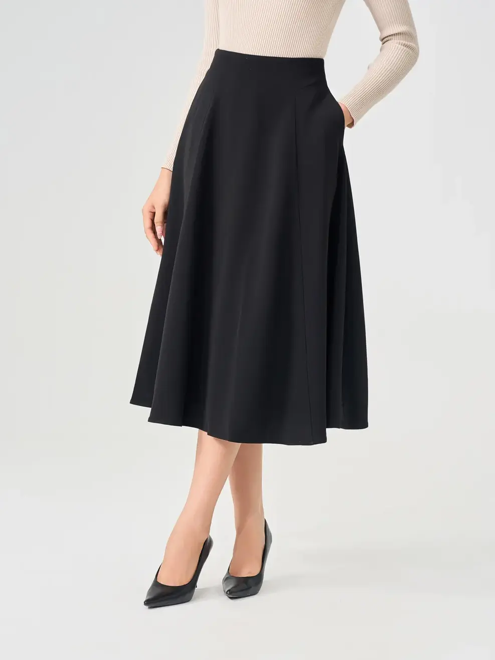 Chân Váy Nữ Xòe Mảnh Túi Sườn - Đen - S