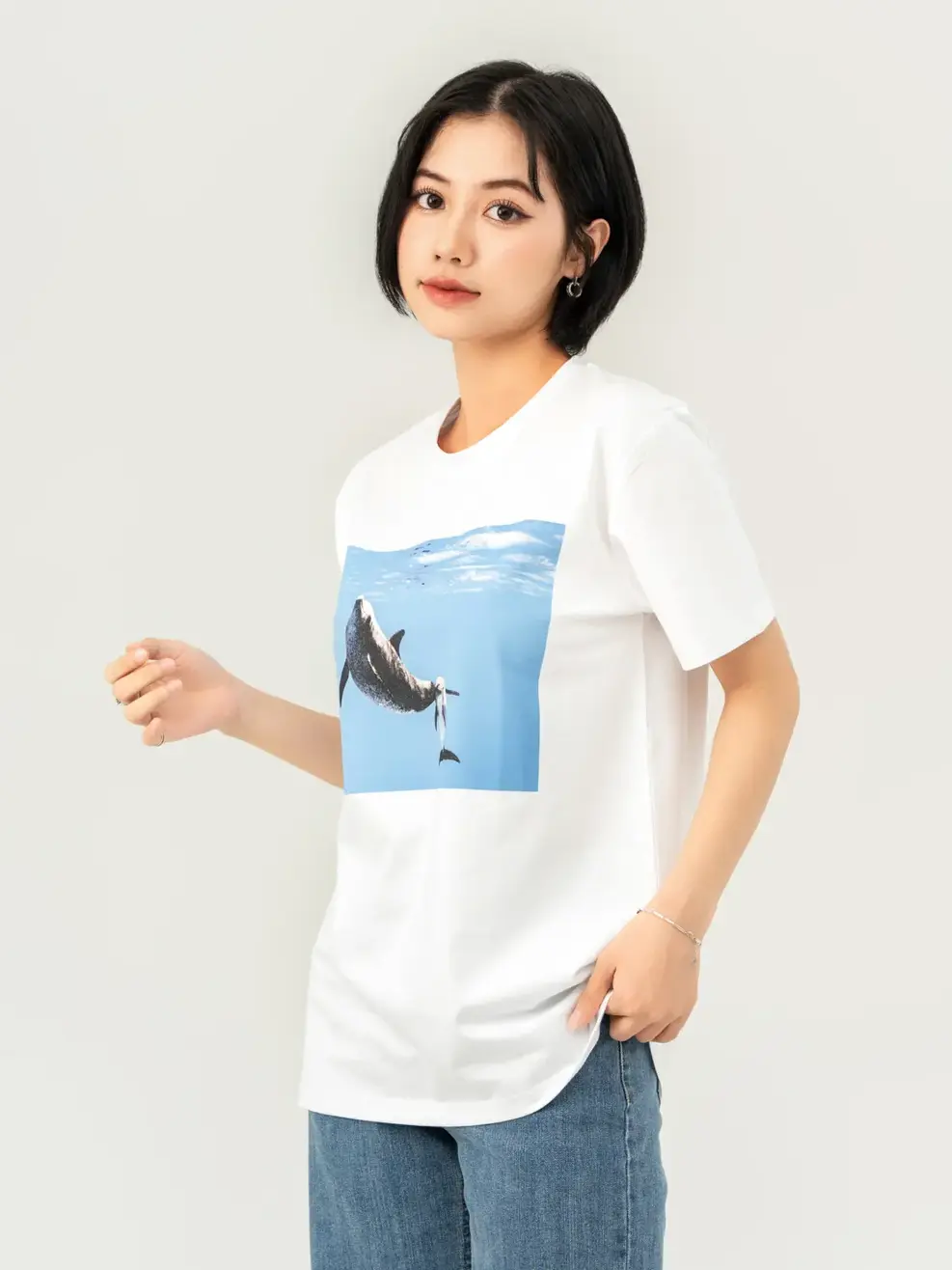 T-shirt Nữ Dáng Rộng In Cá Heo Bột Ngô - Trắng 1 - S