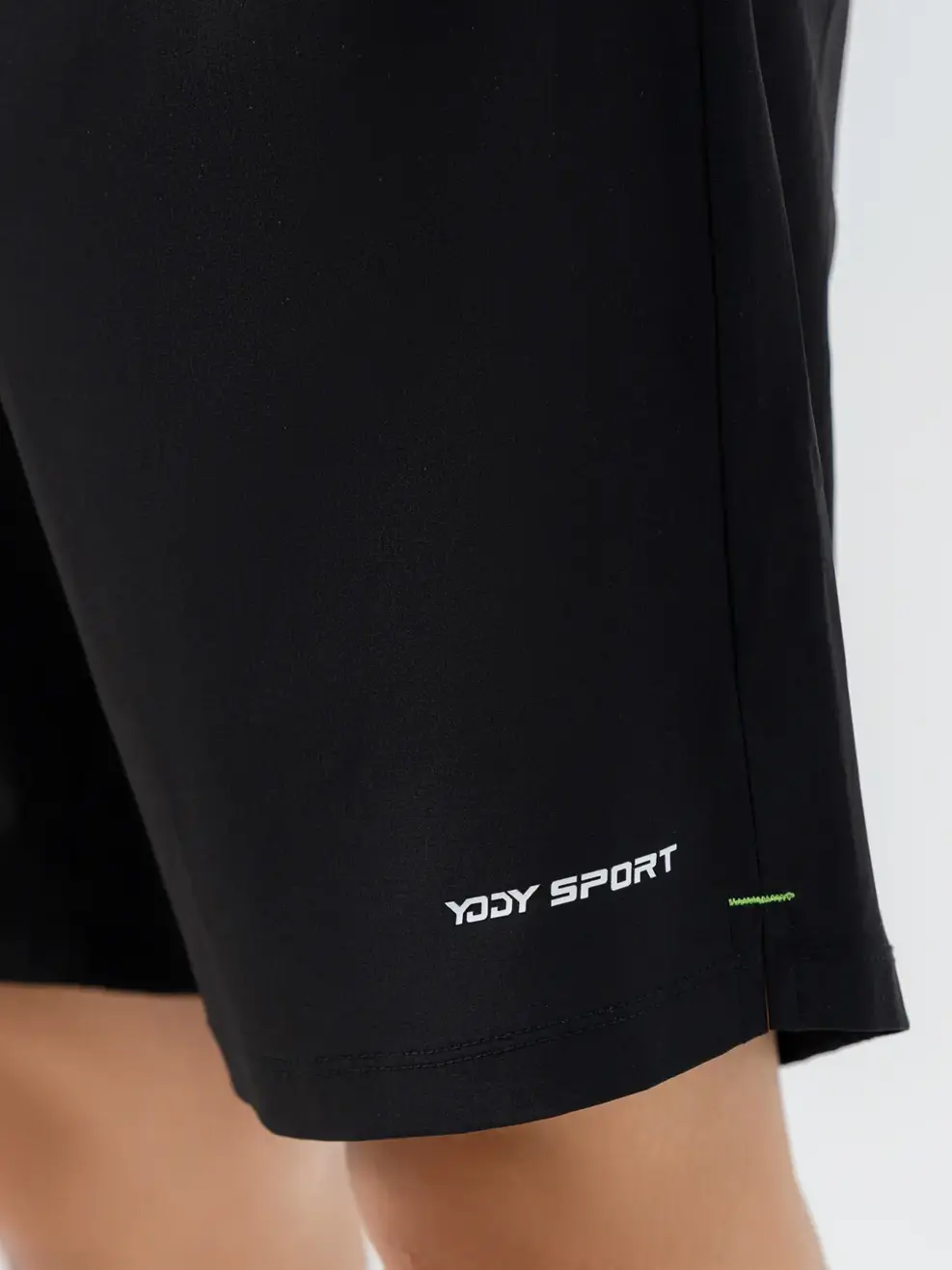Quần Short Thể Thao Nam Chun Ốp - Đen - 29