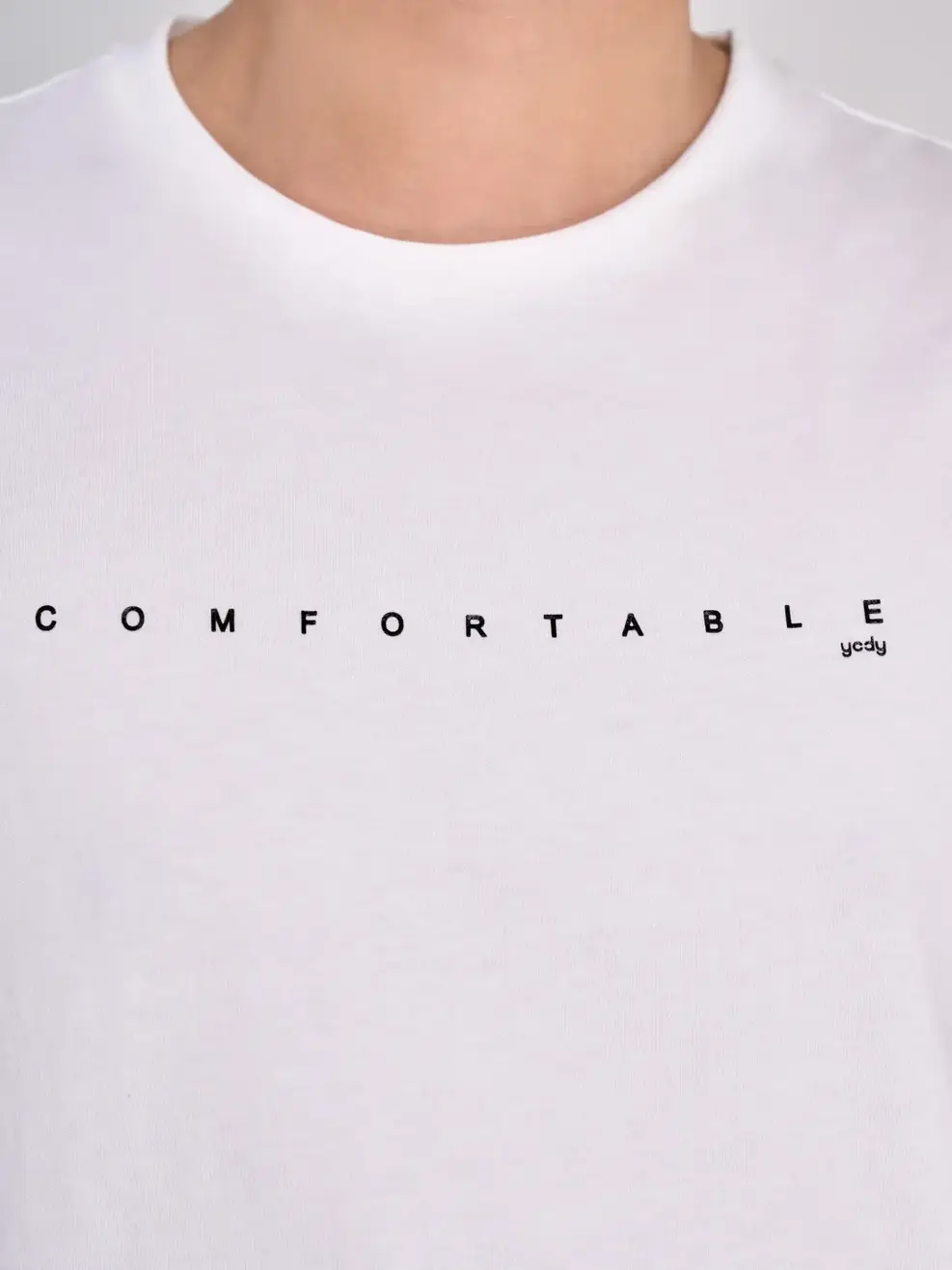Áo thun nam comfortable - Trắng - L
