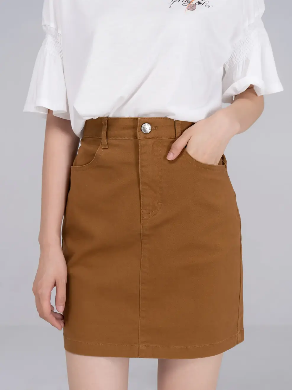 Chân ôm khaki ngang đùi - Nâu - 25