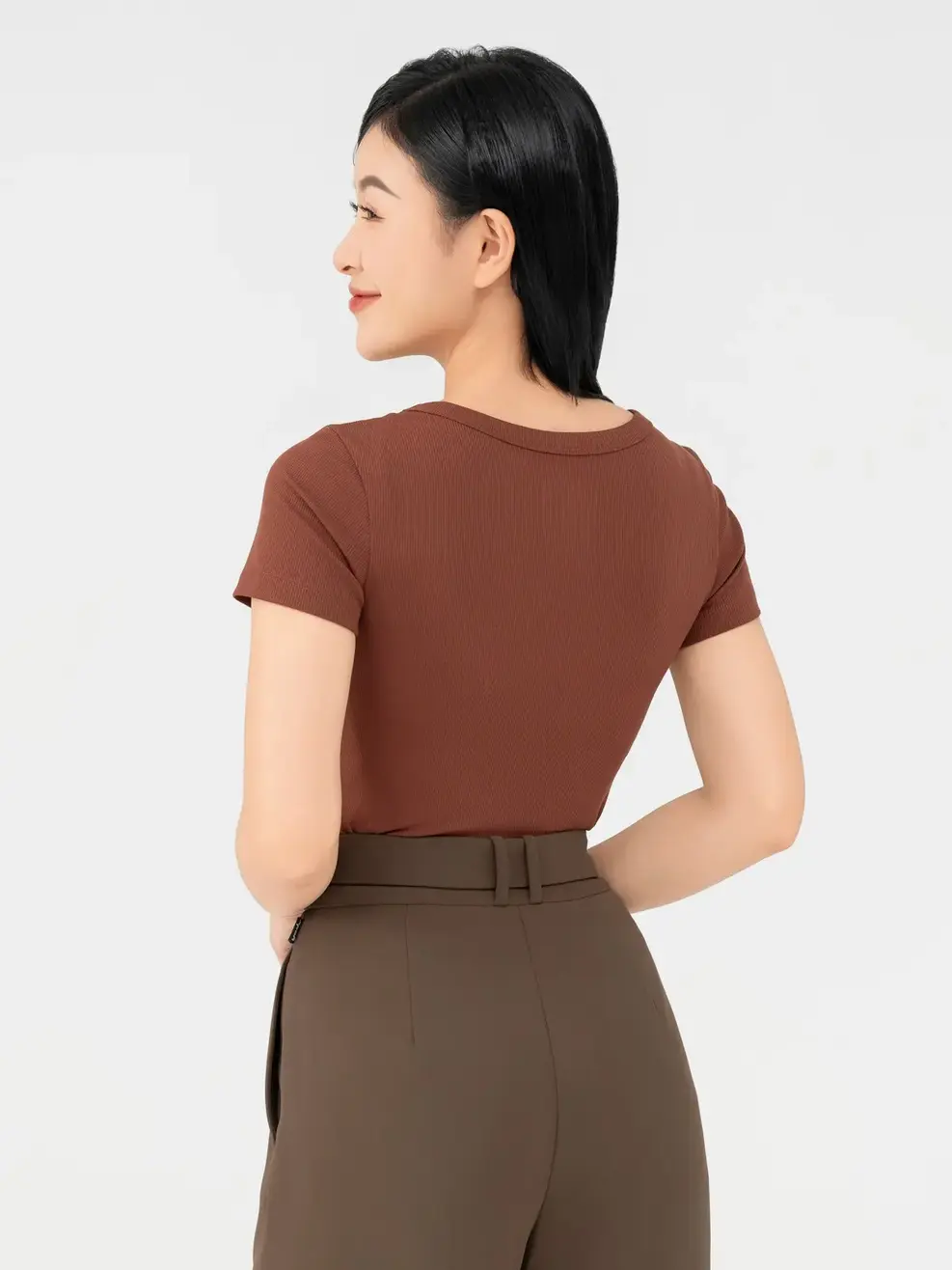 Áo Phông Nữ Thun Rib Cổ Tim - Nâu - S