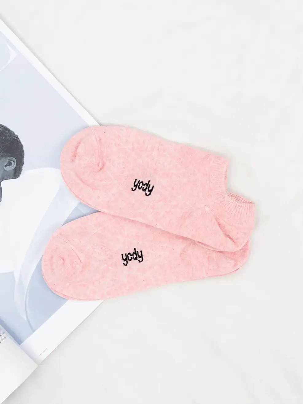 Combo 2 tất nữ cổ ngắn họa tiết quả trám - Hồng