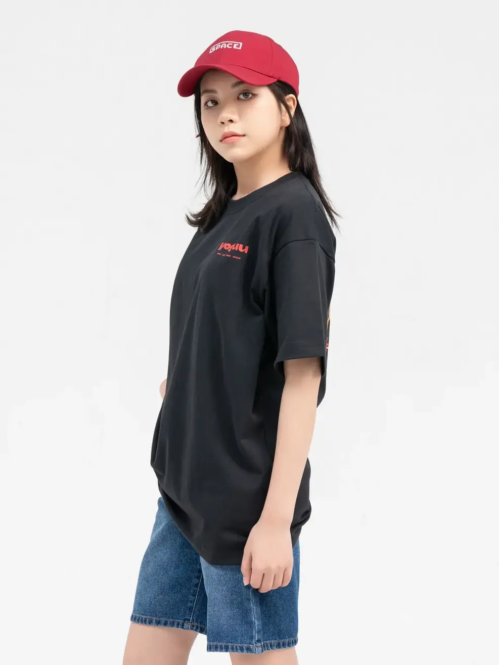 Áo T-shirt Yoguu Sticker - Đen - 1