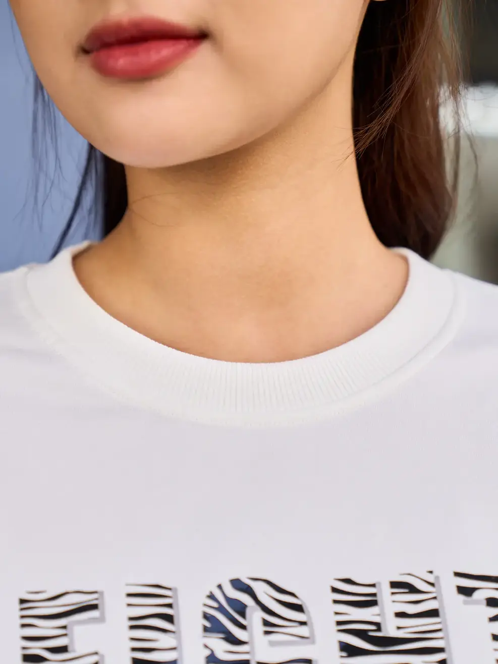 Bộ đông nữ năng động in FIGHT - Trắng phối navy - S