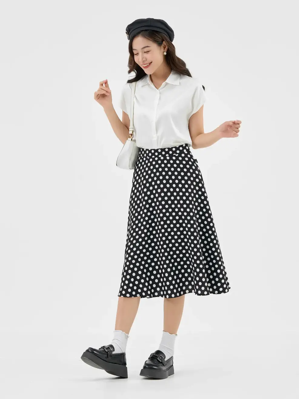 Sơ Mi Cộc Tay Nữ Vai Chờm Cổ Đức - Trắng - S