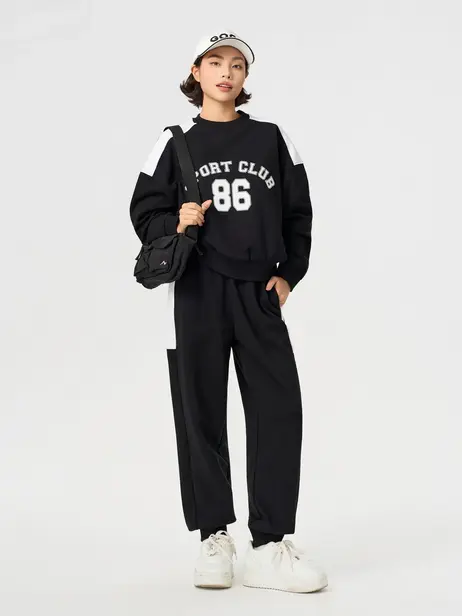 Bộ Đồ Nữ Cổ Tròn In Hình