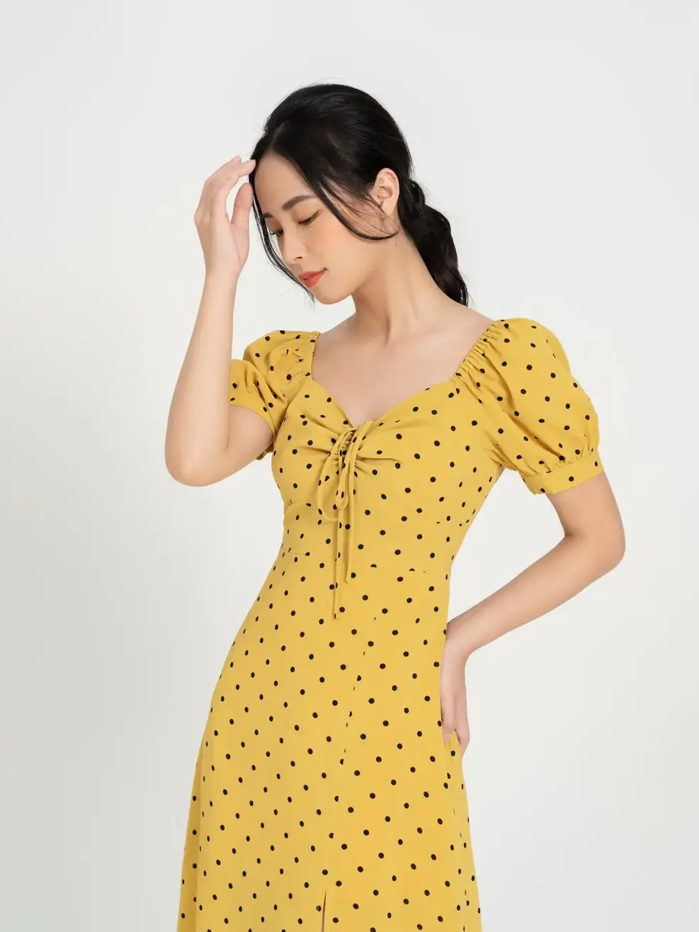 Váy nữ voan chấm bi - Vàng. - S