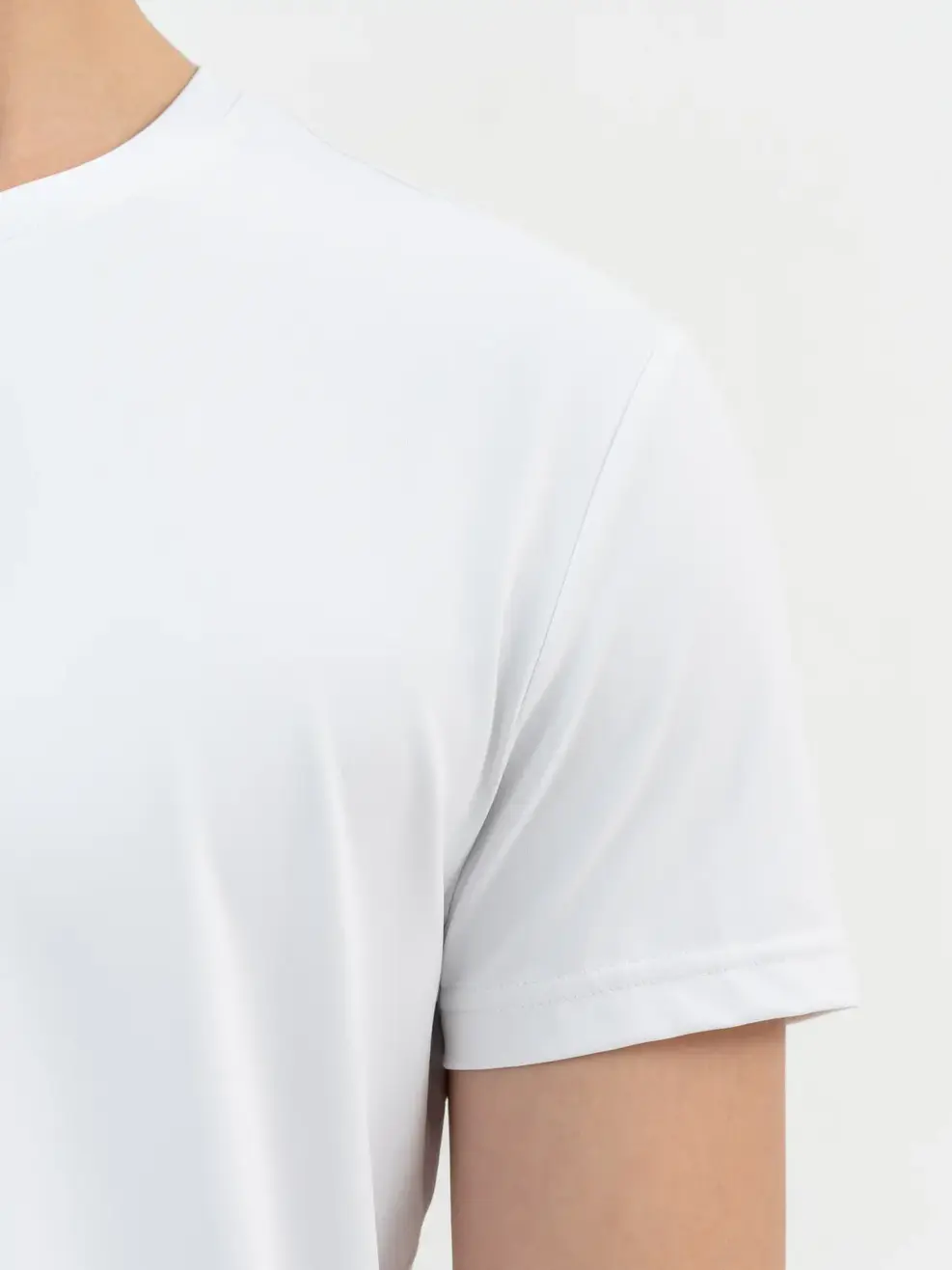 T-shirt Thể Thao Nam Out Of Bounds - Trắng - M