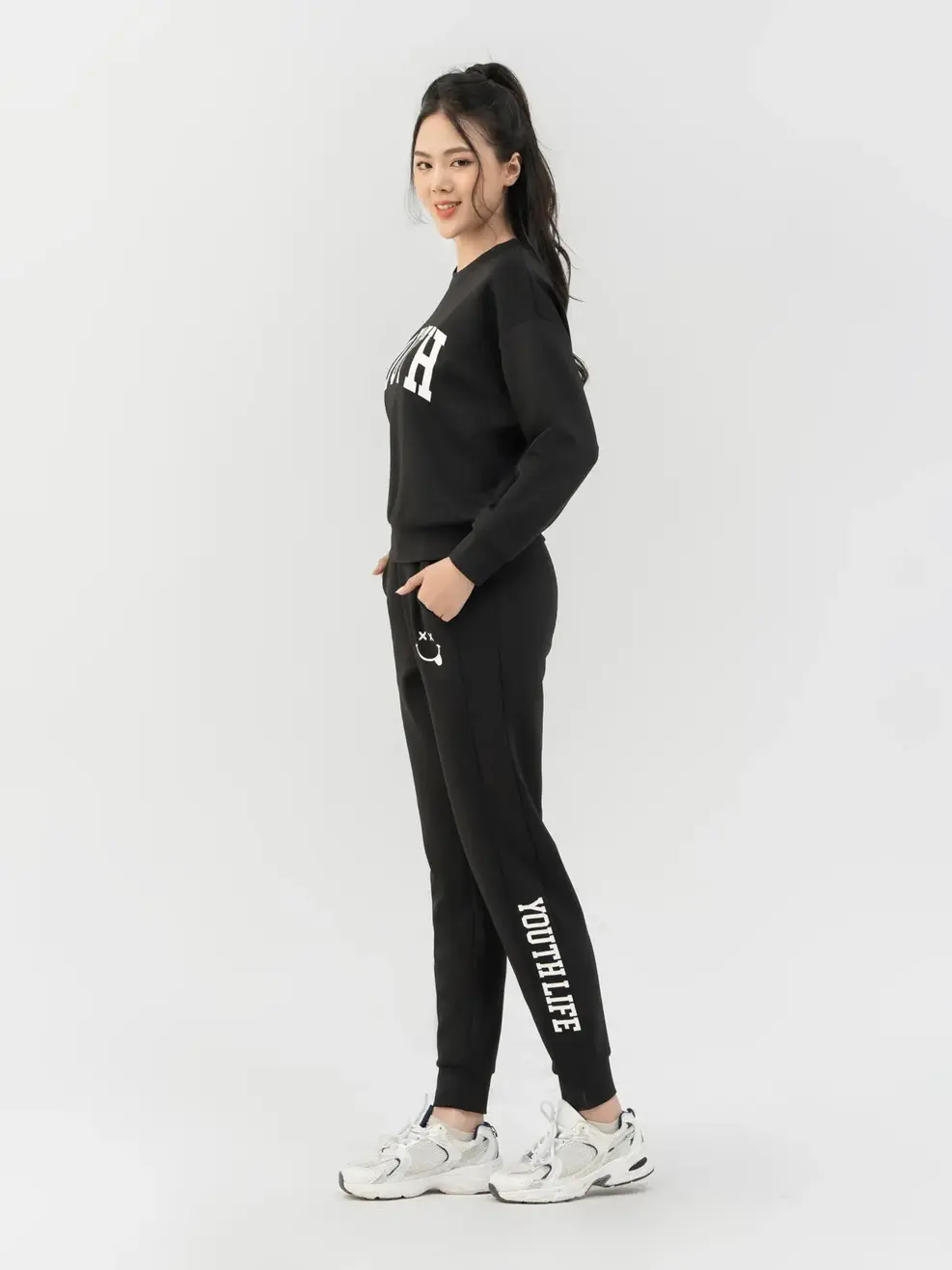 Bộ Đồ Thể Thao Nữ Youth Life - Đen - S