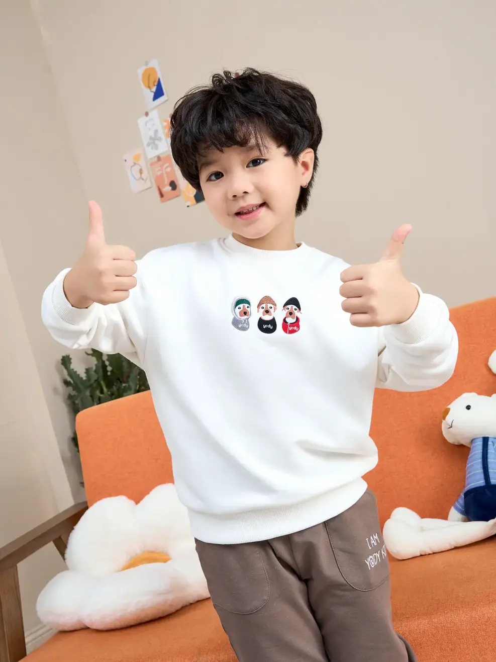 Áo nỉ trẻ em dáng rộng thêu cún - Trắng - 4