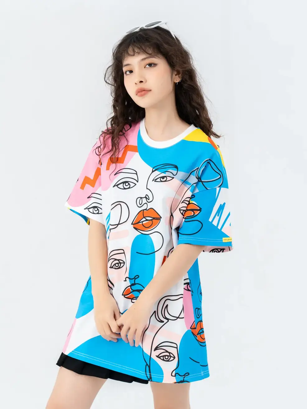 T-shirt Nữ In Tràn Cô Gái Cotton Usa - Trắng 1 - F