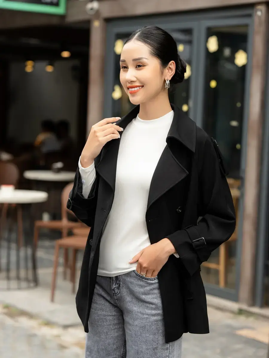 Áo Khoác Ngắn Cá Vai - Đen - S