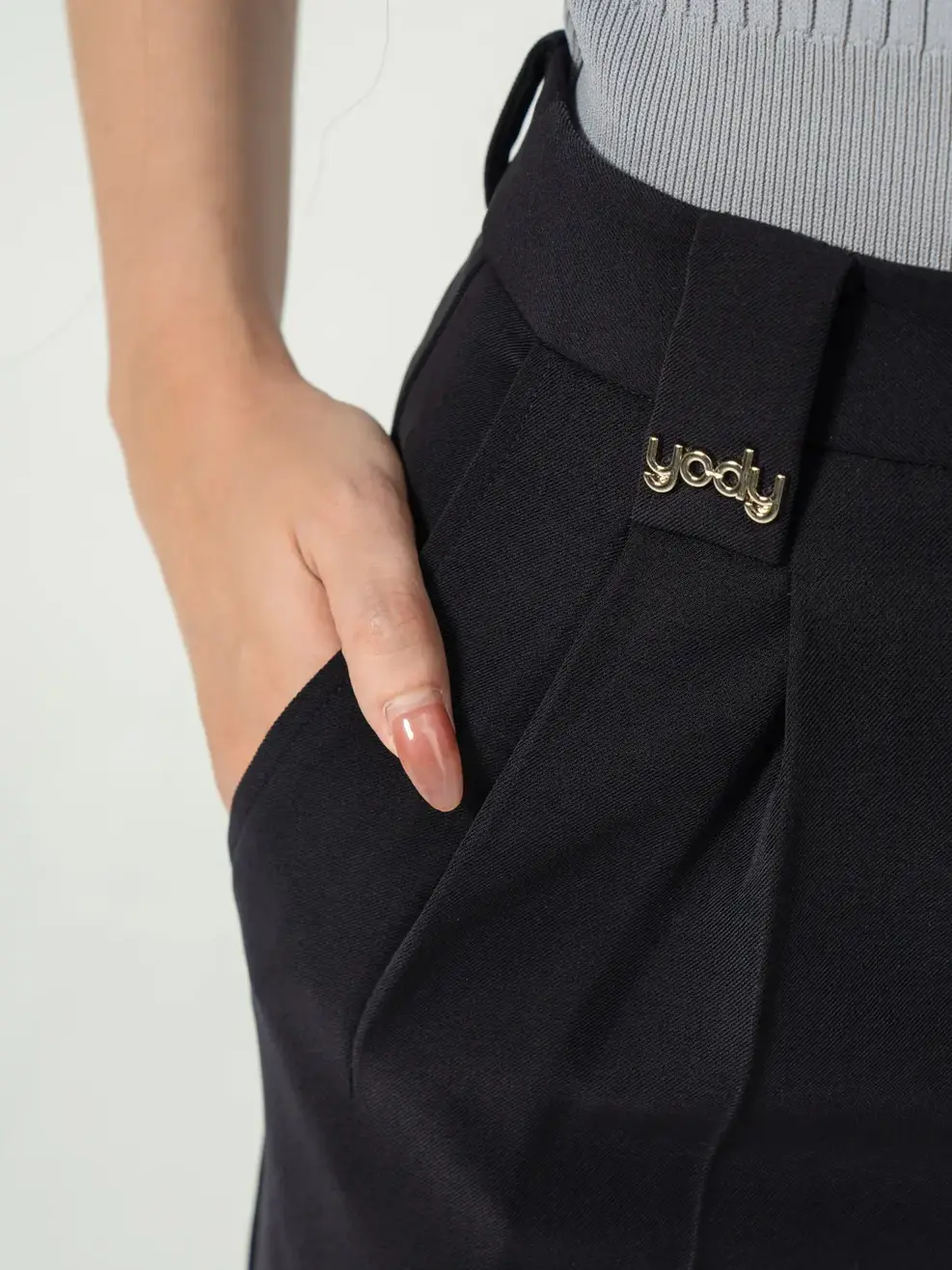 Quần tây nữ baggy đỉa trang trí yody - Tím than - L