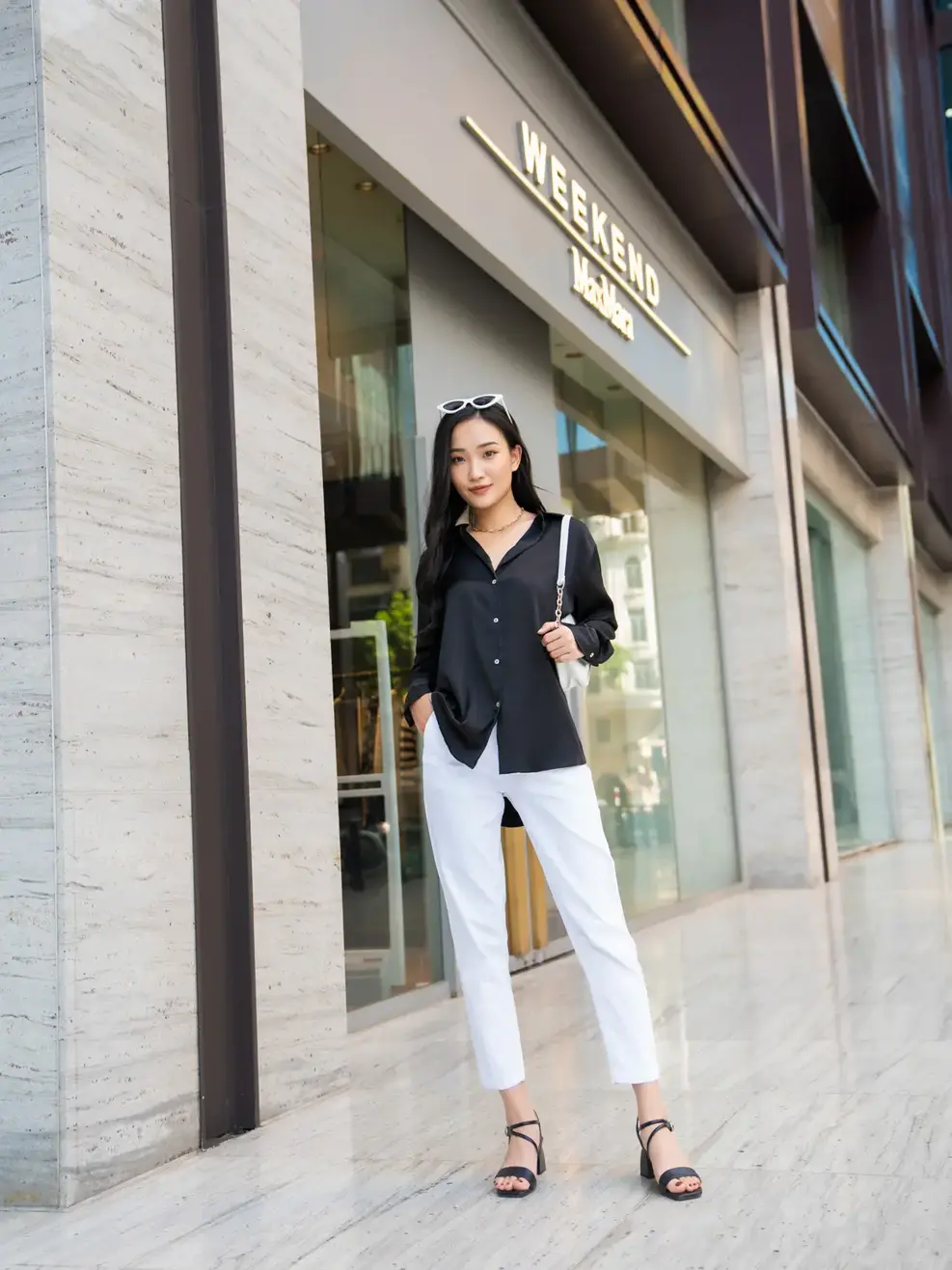 Áo sơ mi dài tay nữ lụa satin - Đen - S