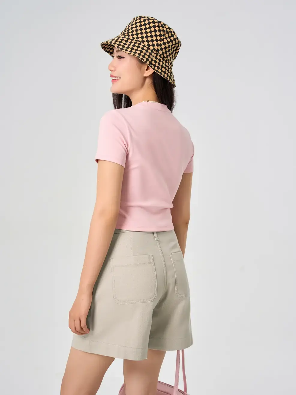 Quần Shorts Khaki Dáng A Đỉa Kẹp Cúc - Beige 074 - 26