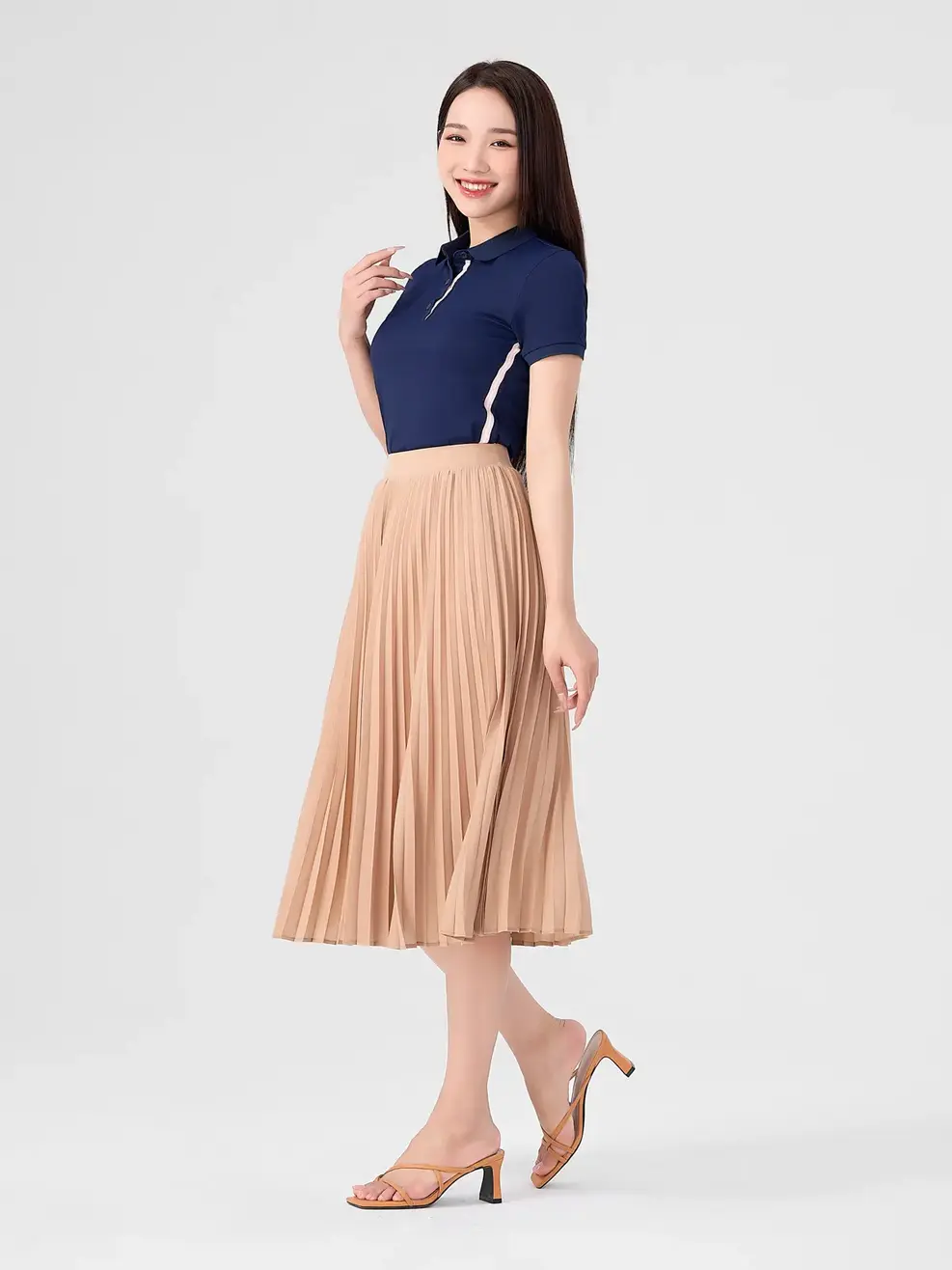 Chân Váy Nữ Dập Ly Xoè Cơ Bản - Be - S