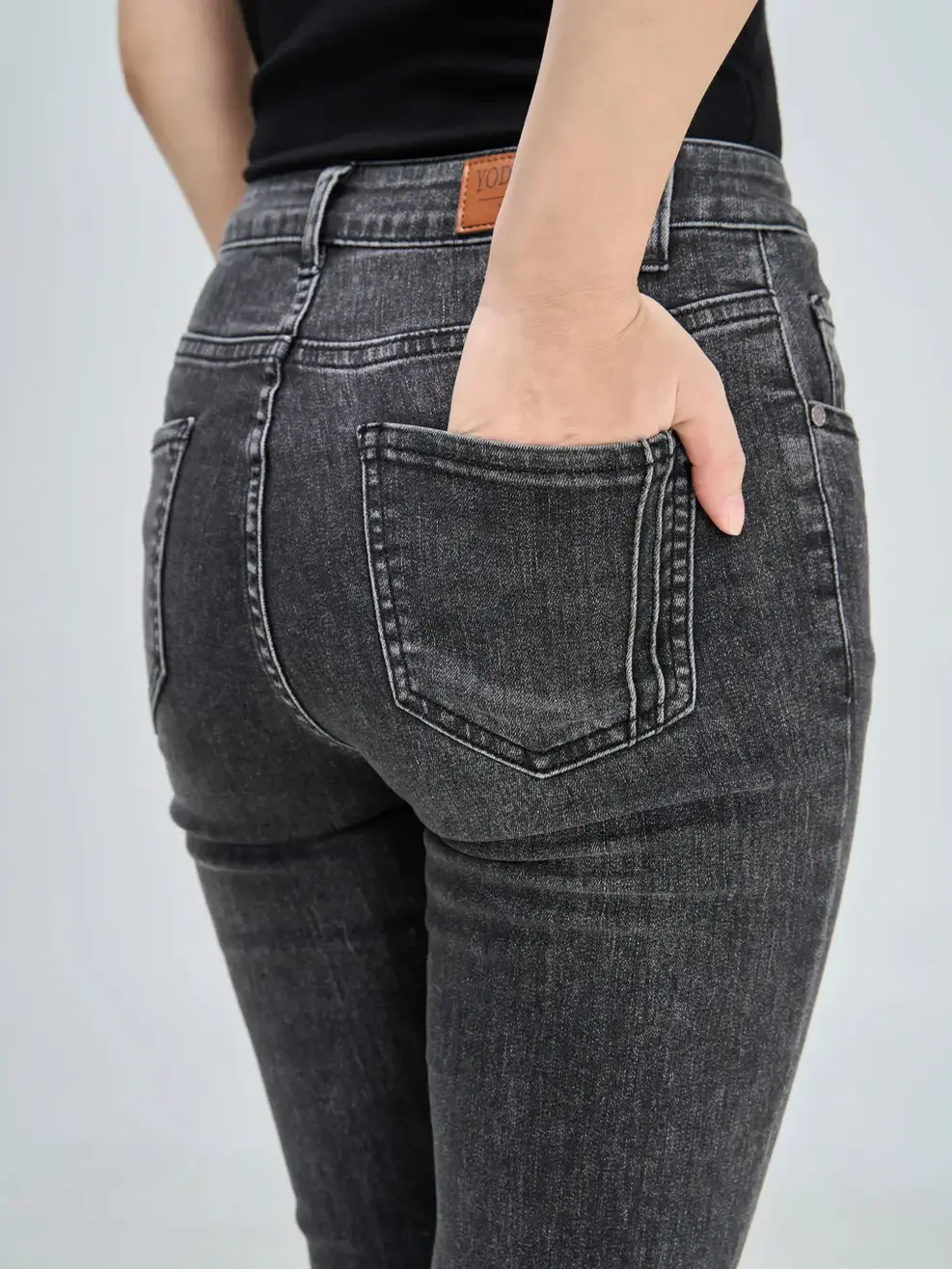 Jean nữ chiết ly gấu - Đen chì - 25
