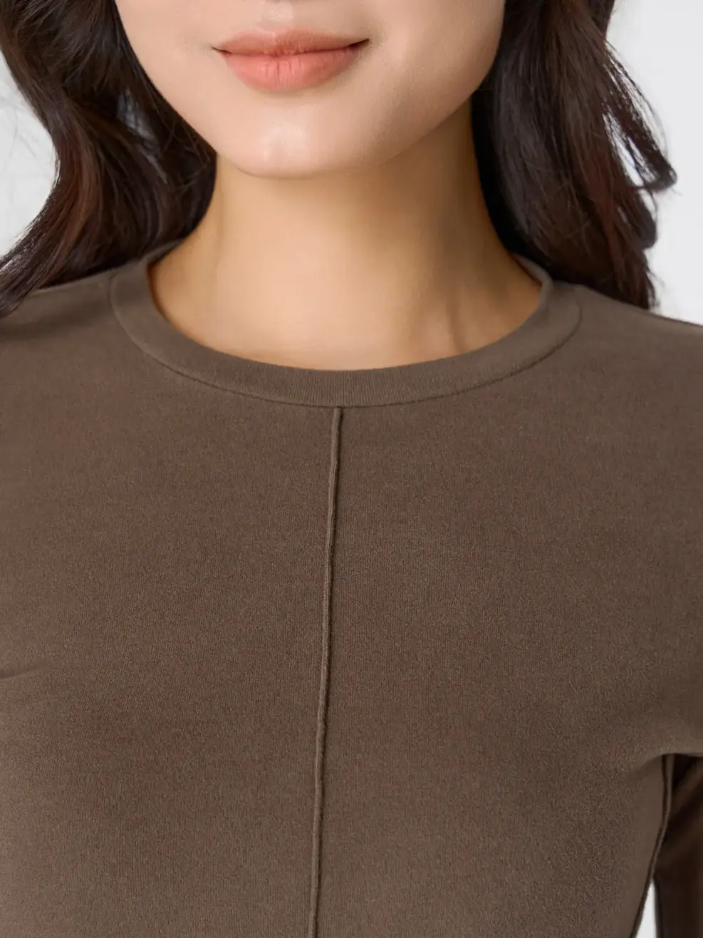 Áo Phông Dài Tay Dáng Ôm Cổ Tròn - Nâu 123 - S