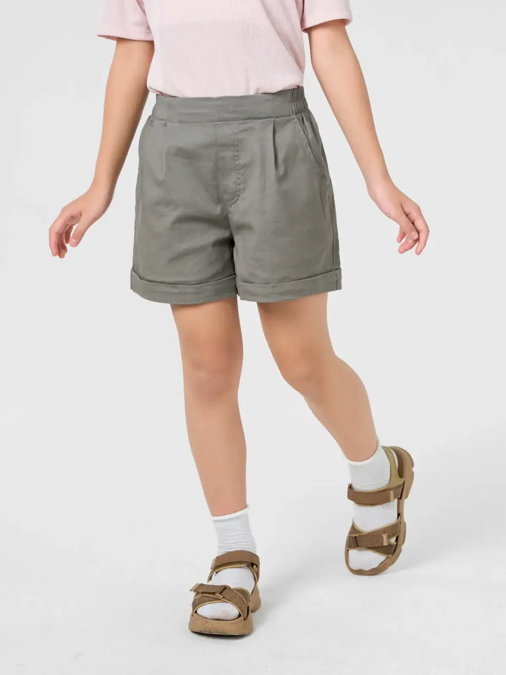 Quần Shorts Bé Gái Cơ Bản Xếp Li - Xám 014 - 10-11