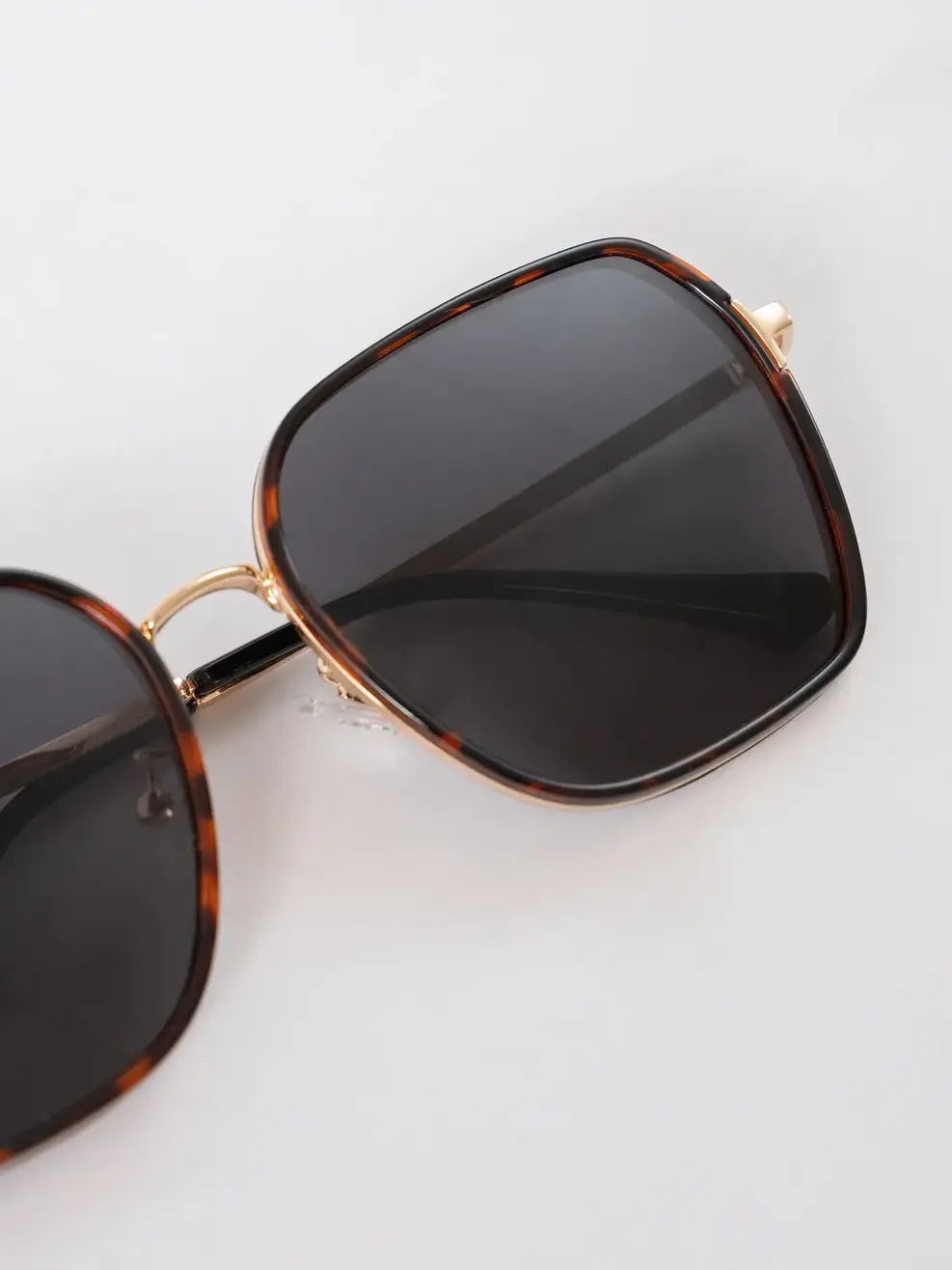 Kính Râm Phân Cực Gọng Kim Loại Cao Cấp - Đen nhạt - XXX