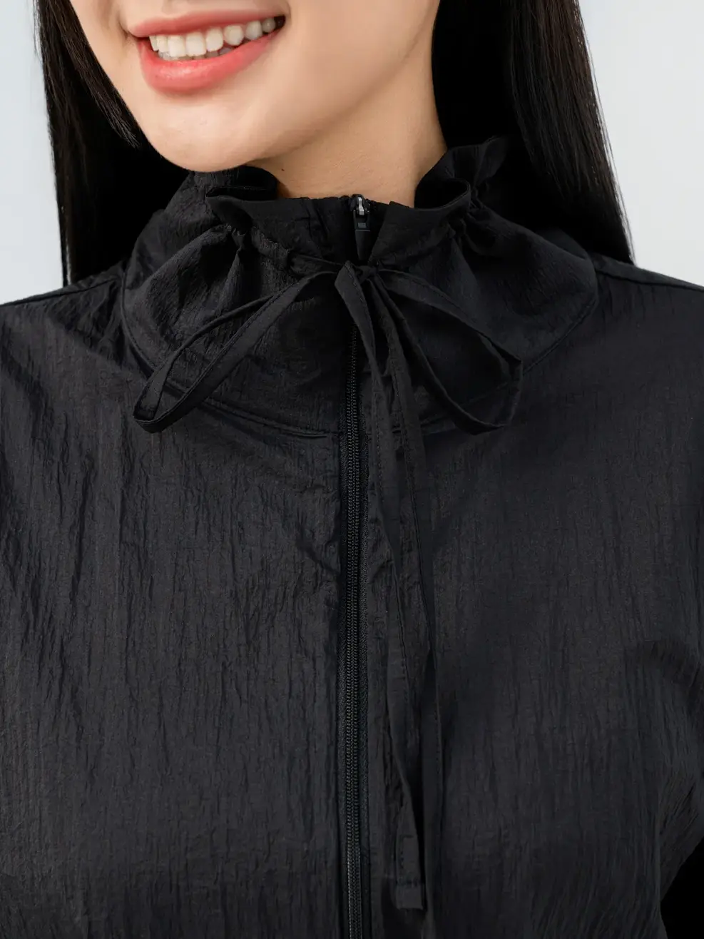 Áo Khoác Thể Thao Nữ Siêu Nhẹ - Đen - M