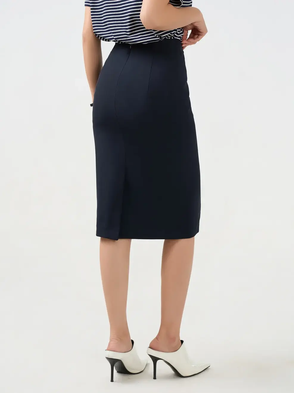 Chân Váy Pencil Under The Knee Essential - Tím Than 179 - S