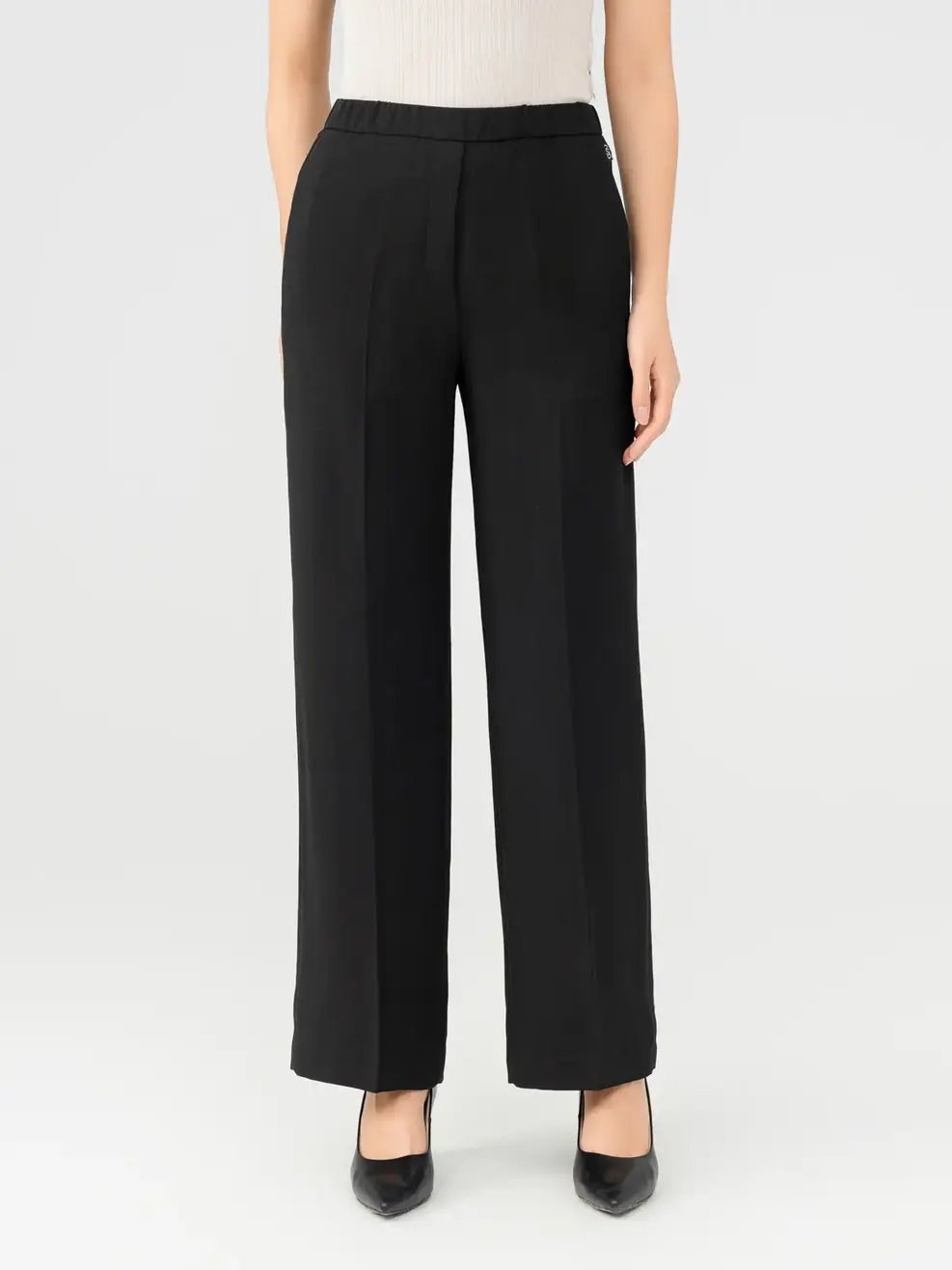 Quần Tây Nữ Suông Chun Luồn Lưng Sau - Đen - M