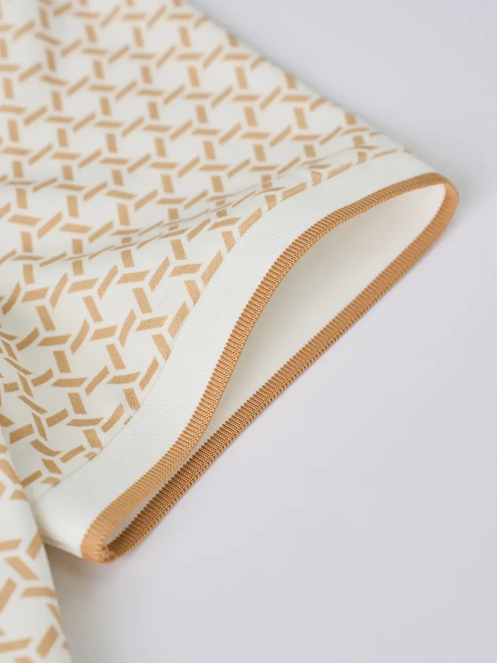 Áo Polo In Tràn Hoạ Tiết - Hoạ Tiết Be 004 - XS