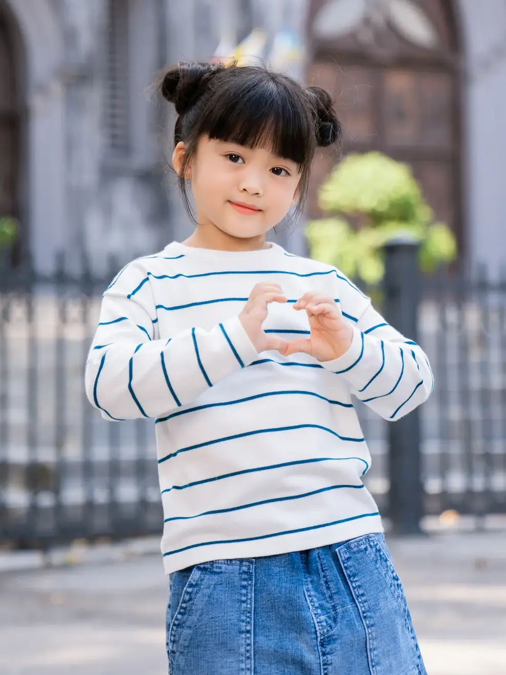 Áo len Kid bé gia đình dệt kẻ - Trắng kẻ xanh - 2