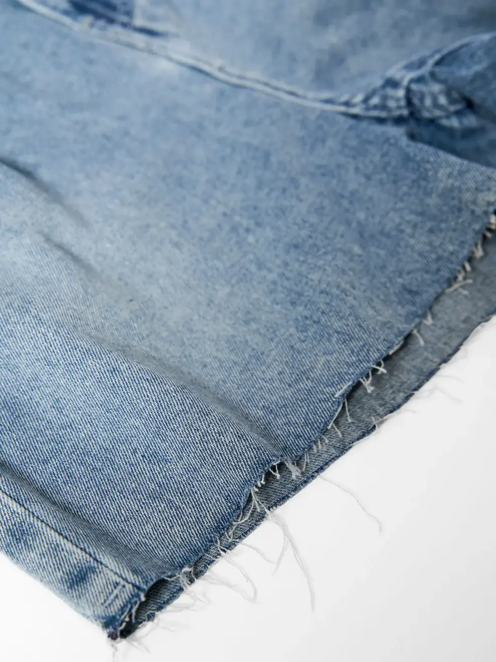 Sooc Jeans nữ xếp ly túi chéo - Xanh nhạt - 25