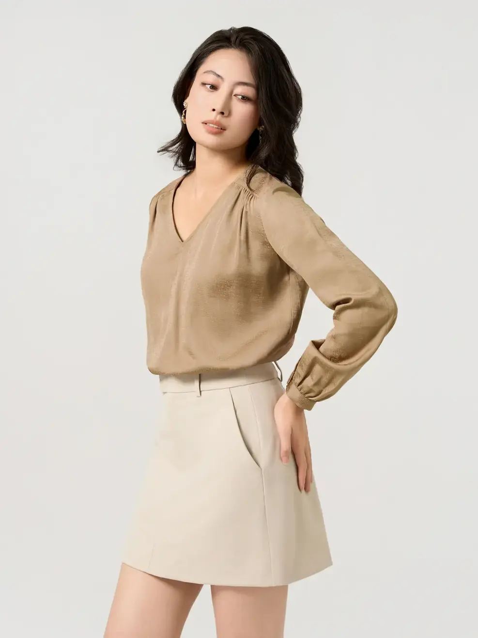 Sơ Mi Dài Tay Nữ Suông Cổ Tim Nhún Vai - Nâu - S