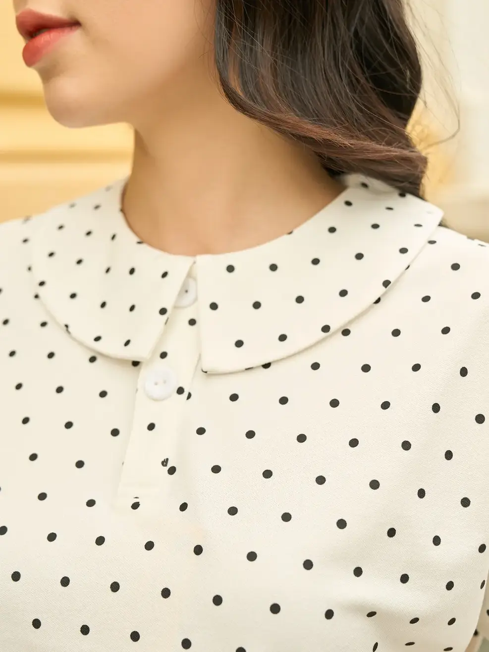 Áo polo nữ mắt chim chấm bi cổ sen - Trắng - S