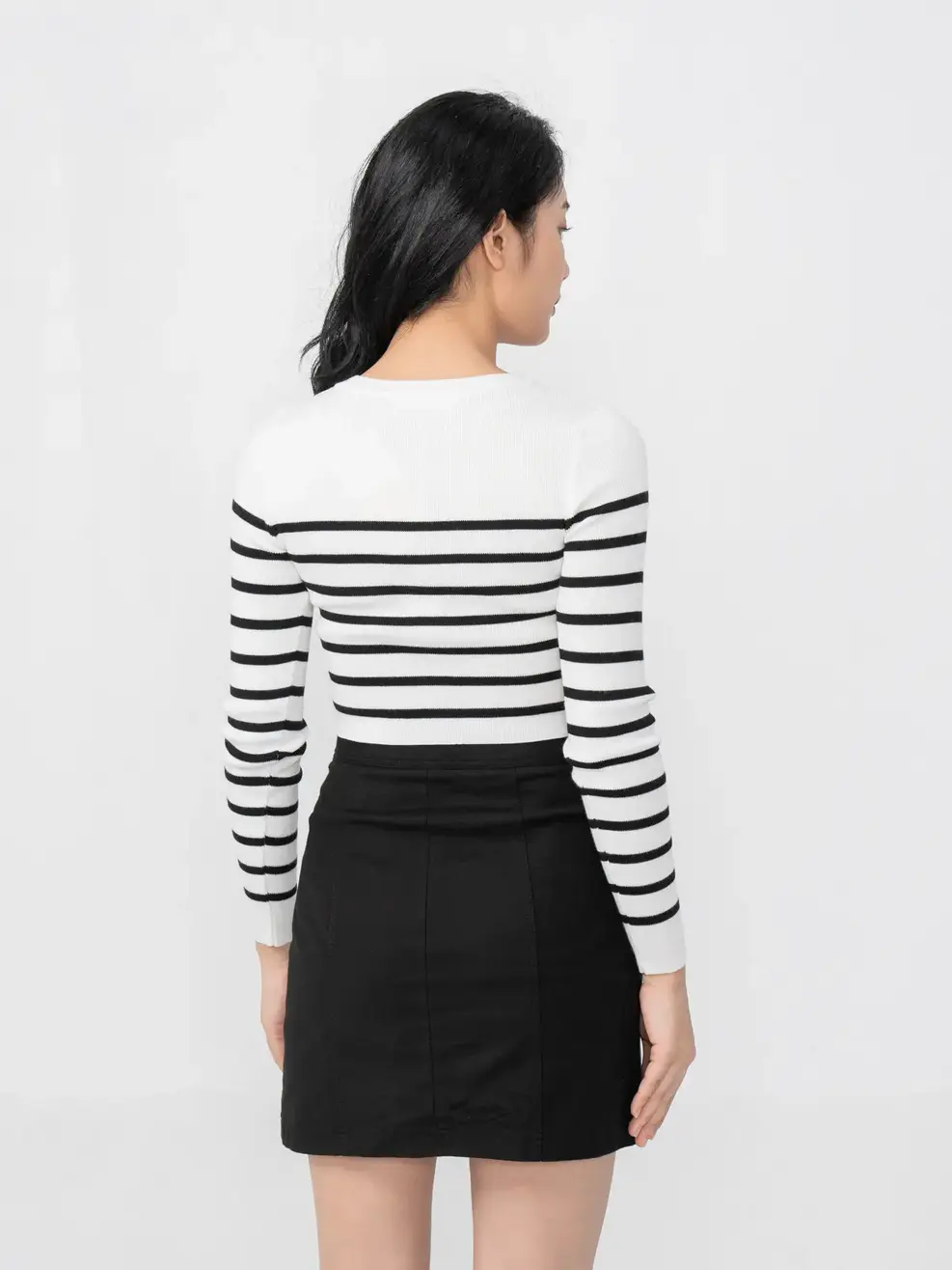 Áo Len Nữ Dáng Ôm Croptop Kẻ - Trắng kẻ đen - S