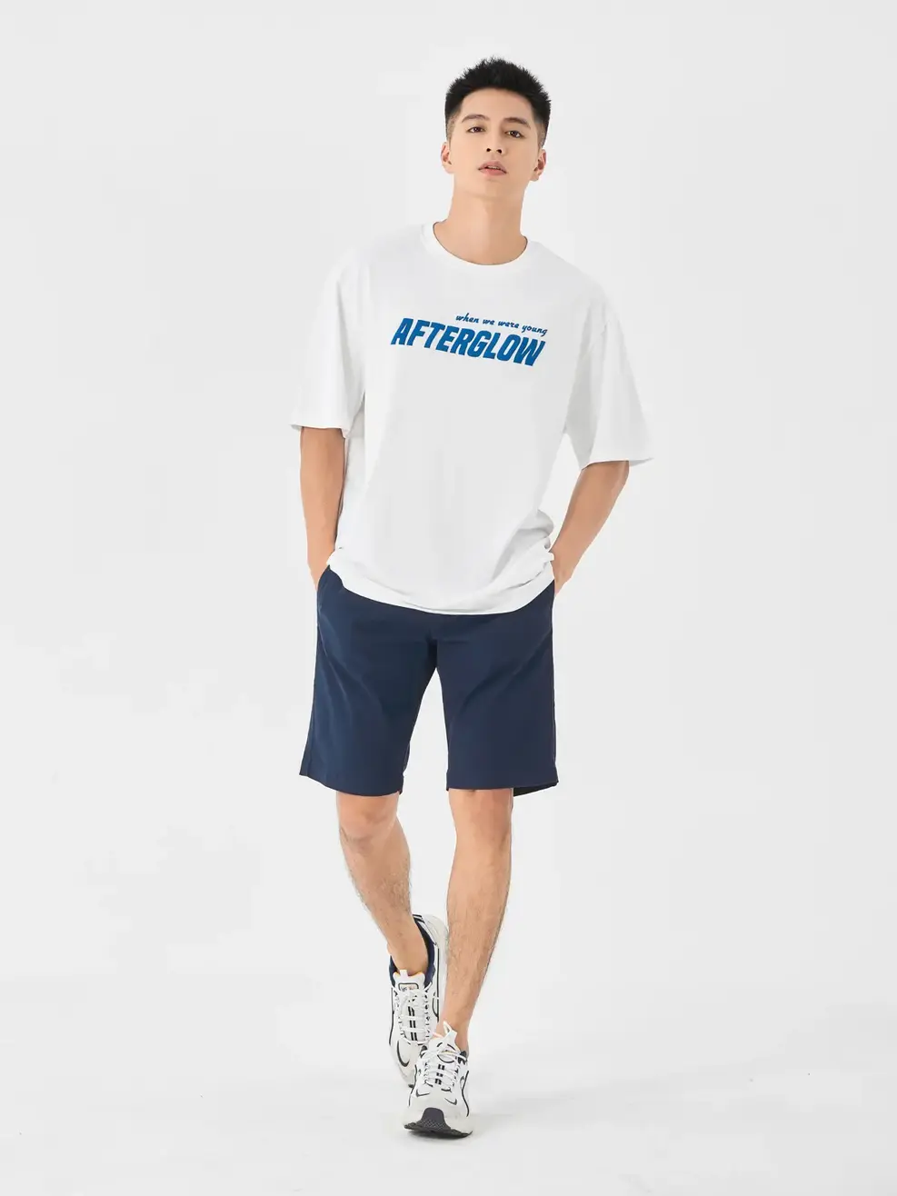 T-shirt Nam Dáng Rộng In Chữ Ngực - Trắng - M