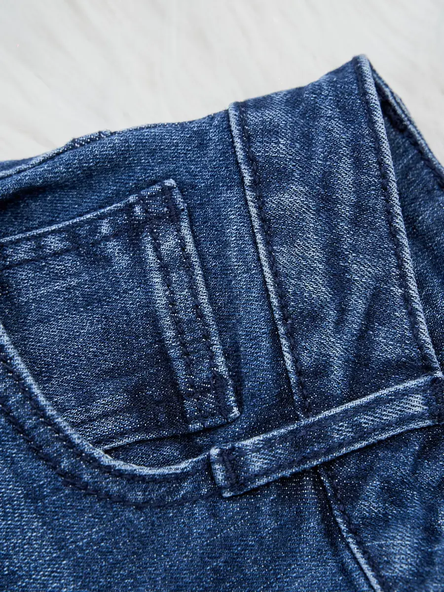 Quần jeans nữ dáng đứng xắn gấu - Xanh đậm
