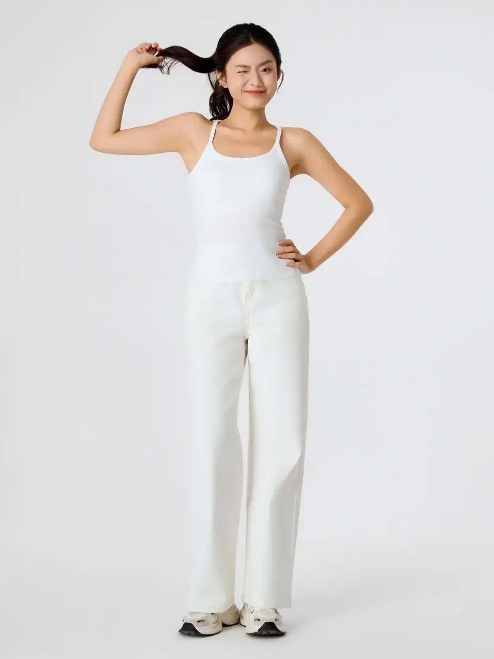 Áo Hai Dây Nữ Có Đệm Ngực - Trắng 001 - S