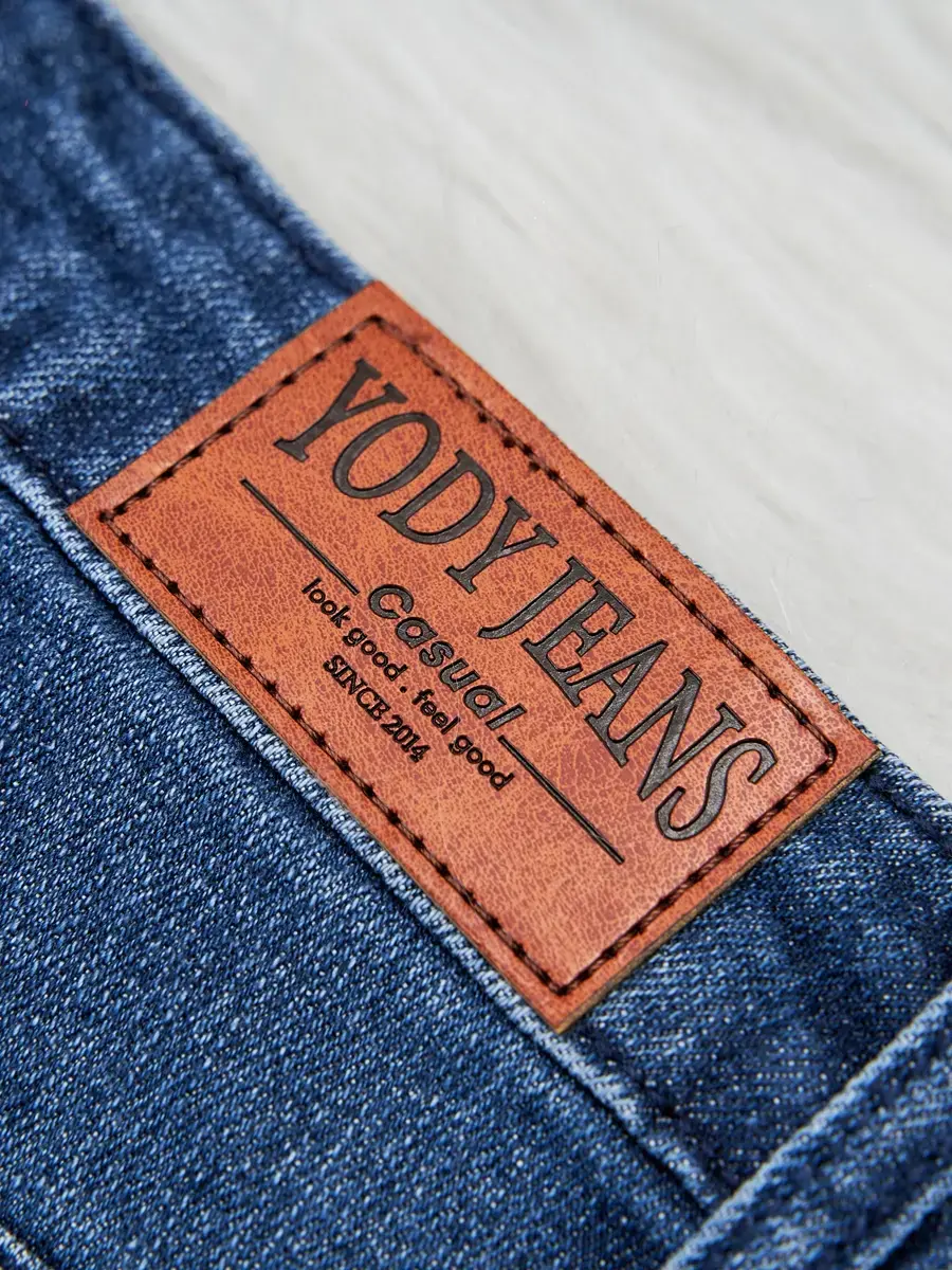 Quần jeans nữ dáng đứng xắn gấu - Xanh đậm
