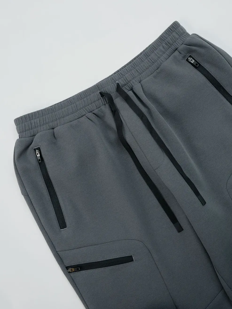 Quần Nỉ Thể Thao Nam Can Thân Phối Khoá - Ghi Đậm - 29