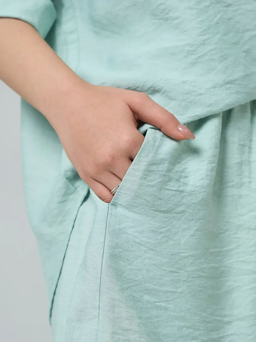 Bộ Đồ Áo Sơ Mi Dáng Rộng Vừa Vặn - Green 103 - M