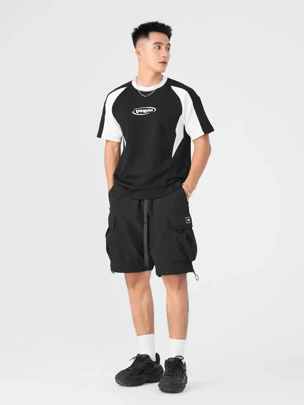 Áo T-shirt Yoguu Pha Phối In Tràn - Đen - 1