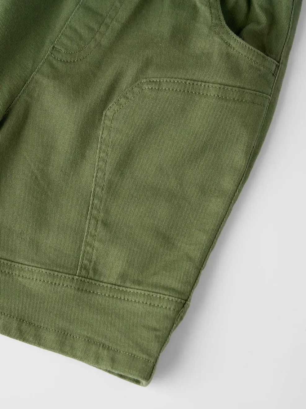 Quần Shorts Bé Trai Can Phối - Xanh lá 098 - 2-3