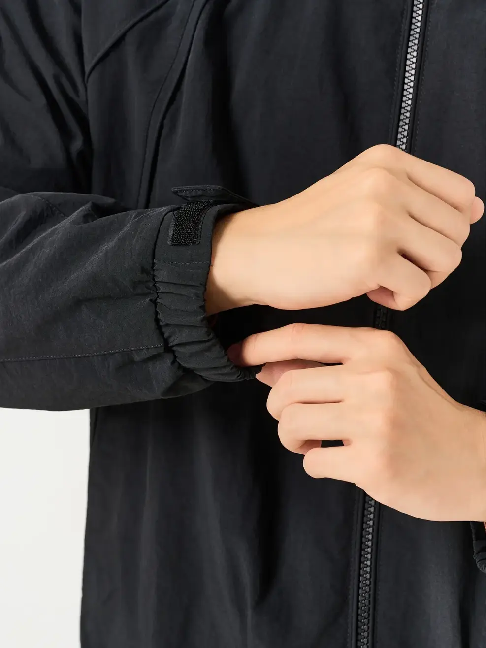 Áo Khoác Gió nam cổ dựng kiểu - ĐEN 002 - M